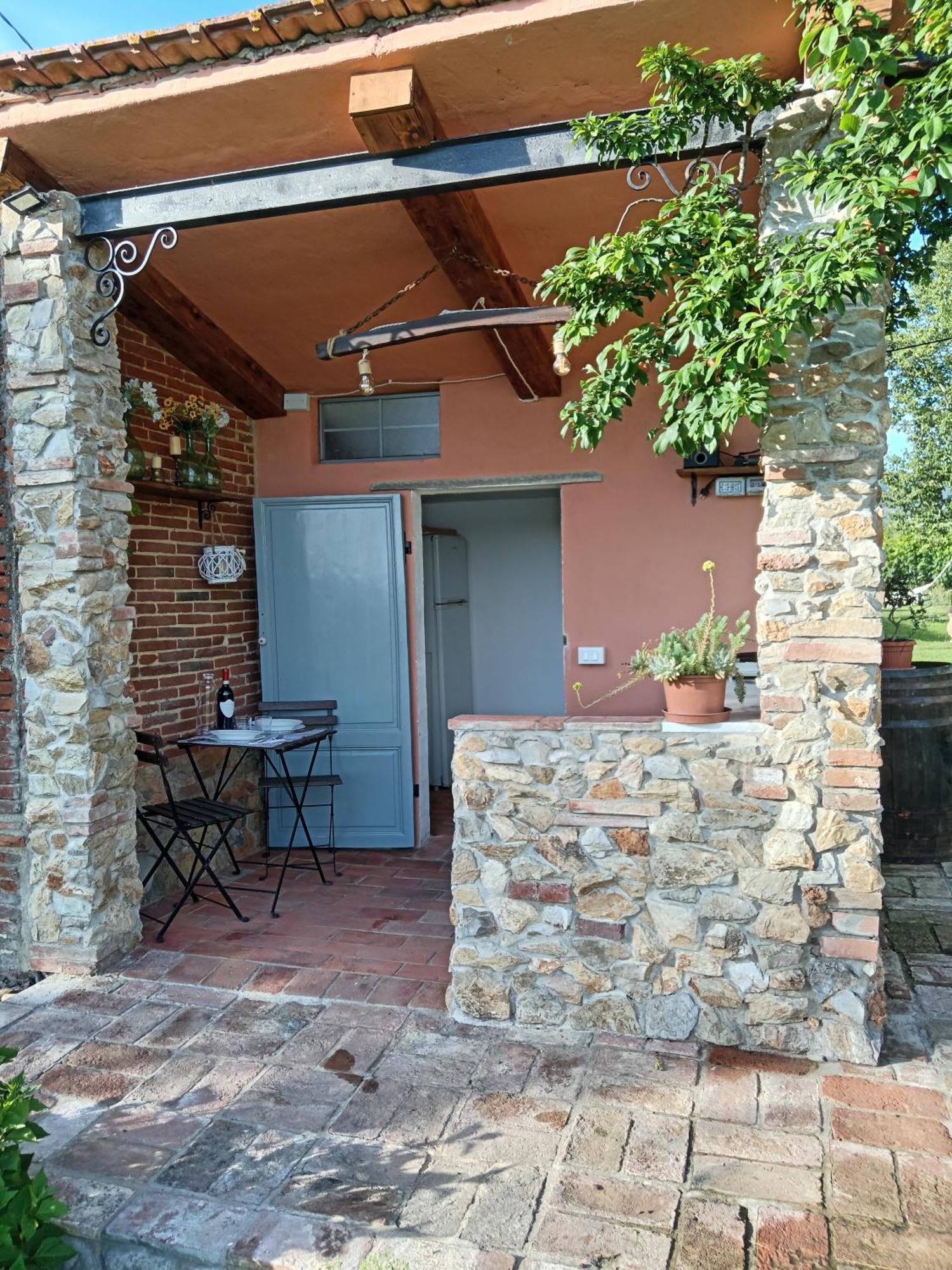 Casale - La Camera Di Leda Lamporecchio Exterior photo