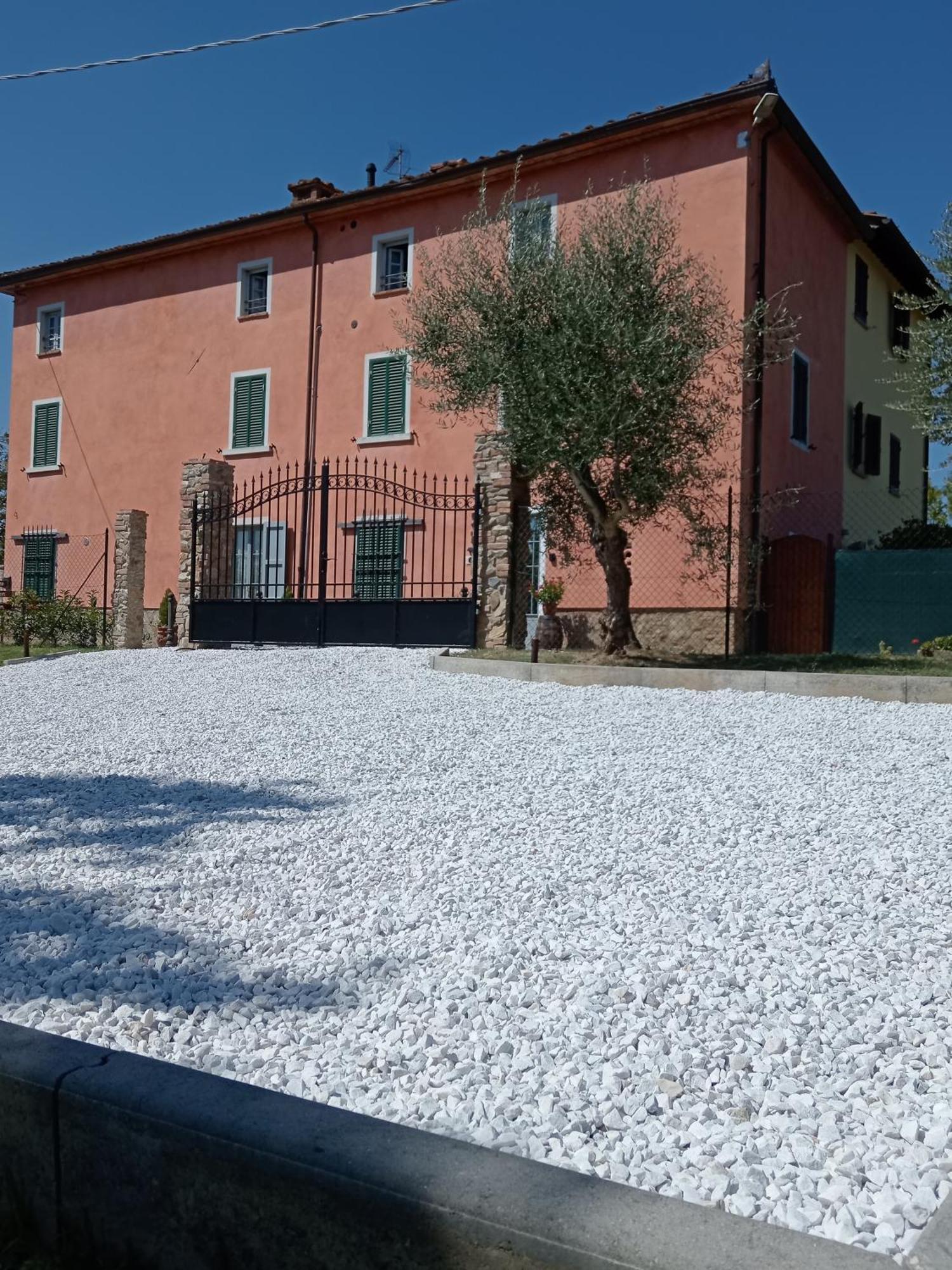 Casale - La Camera Di Leda Lamporecchio Exterior photo