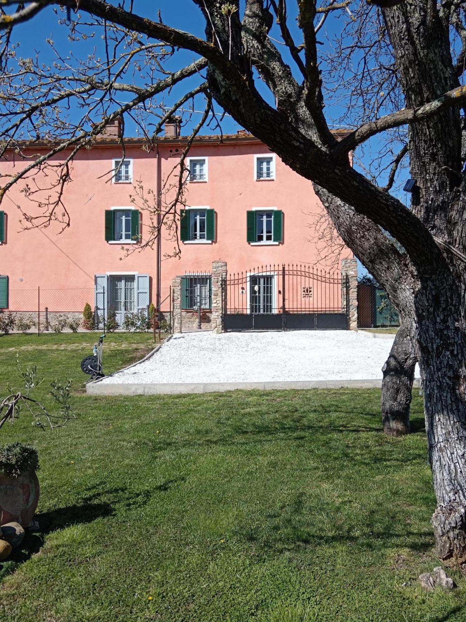 Casale - La Camera Di Leda Lamporecchio Exterior photo